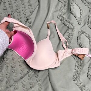 Victoria's Secret Cream Bra with Pink Interior